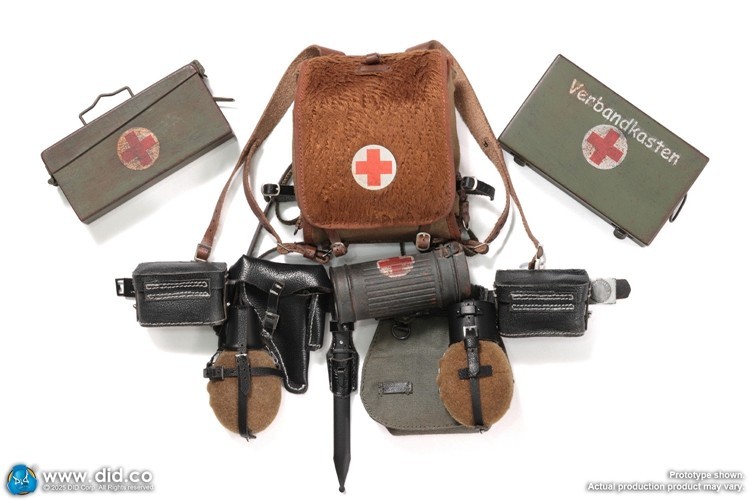 Ready! DID D80183 1/6 WWII German WH Medic Officer Candidate, Unterazt Gröger