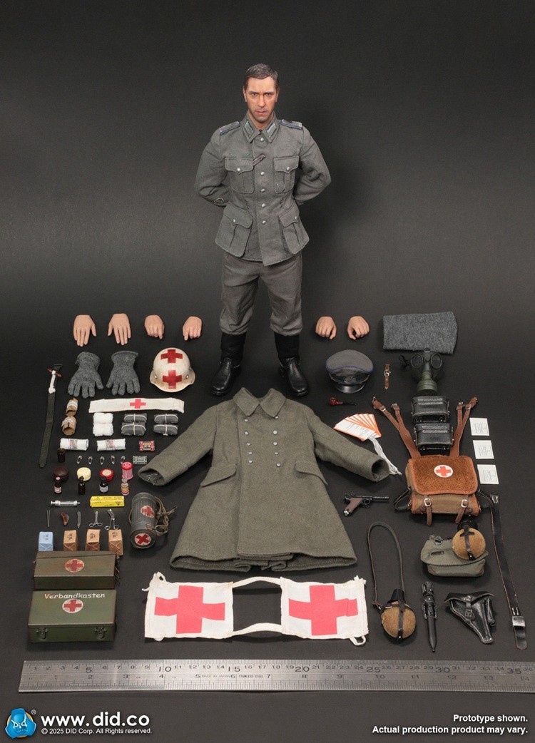 Ready! DID D80183 1/6 WWII German WH Medic Officer Candidate, Unterazt Gröger