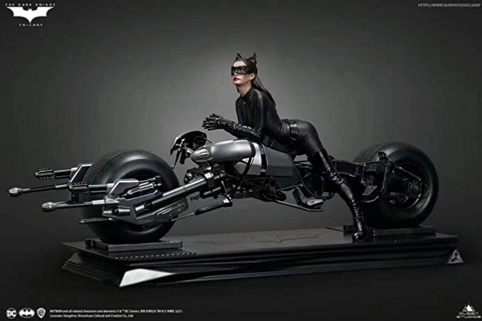 Original Queen Studios Batman CatwomanHathaway 1/6 Collectible Statue IN STOCK