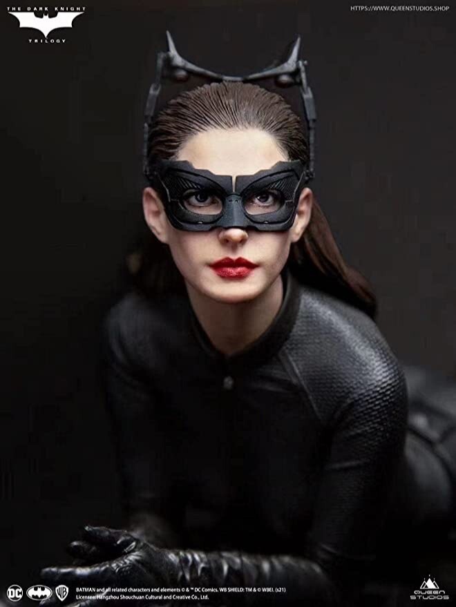 Original Queen Studios Batman CatwomanHathaway 1/6 Collectible Statue IN STOCK