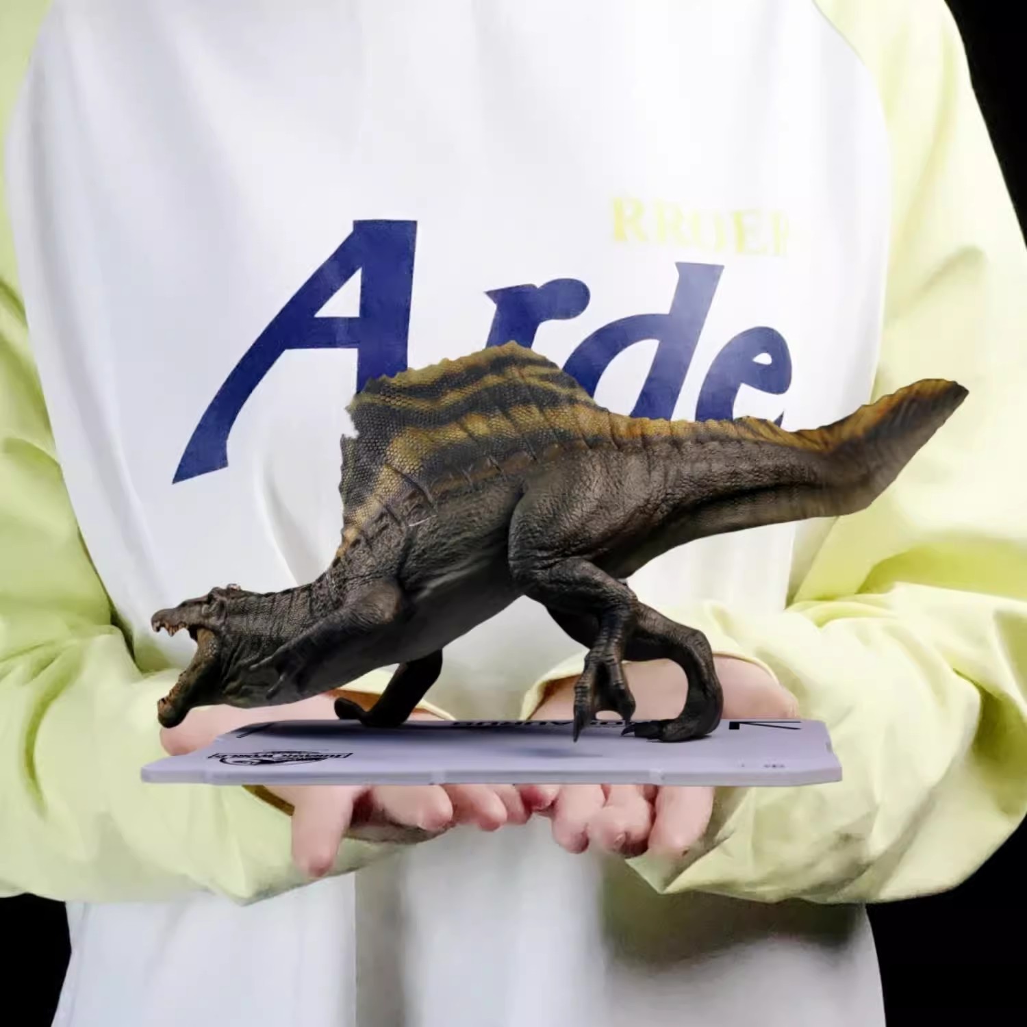 Dino Dream 1/30 Attack Spinosaurus Rebirth Dinosaur Model Figurine In Stock