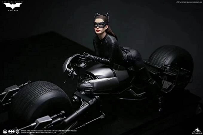 Original Queen Studios Batman CatwomanHathaway 1/6 Collectible Statue IN STOCK