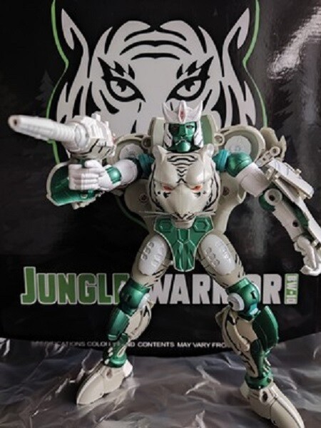 In Stock New 4th Party Masterpiece BW-10 Tigatron Action Figure Reissue Verion