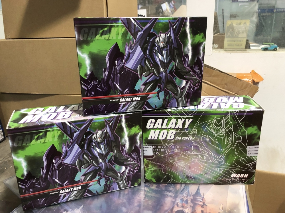 New In Stock APC Toys Galaxy Mob Airforce Vehicon Purple Version Action Figure