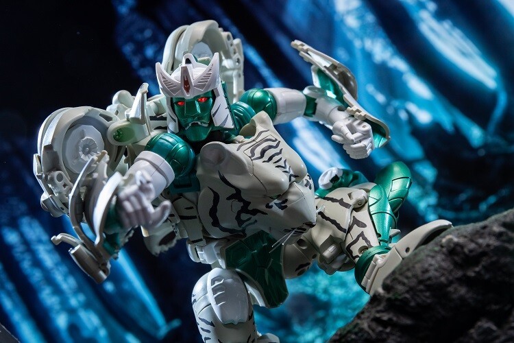 In Stock New 4th Party Masterpiece BW-10 Tigatron Action Figure Reissue Verion