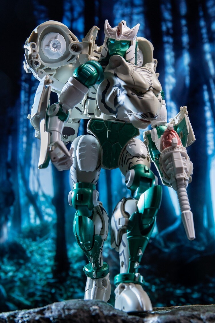 In Stock New 4th Party Masterpiece BW-10 Tigatron Action Figure Reissue Verion