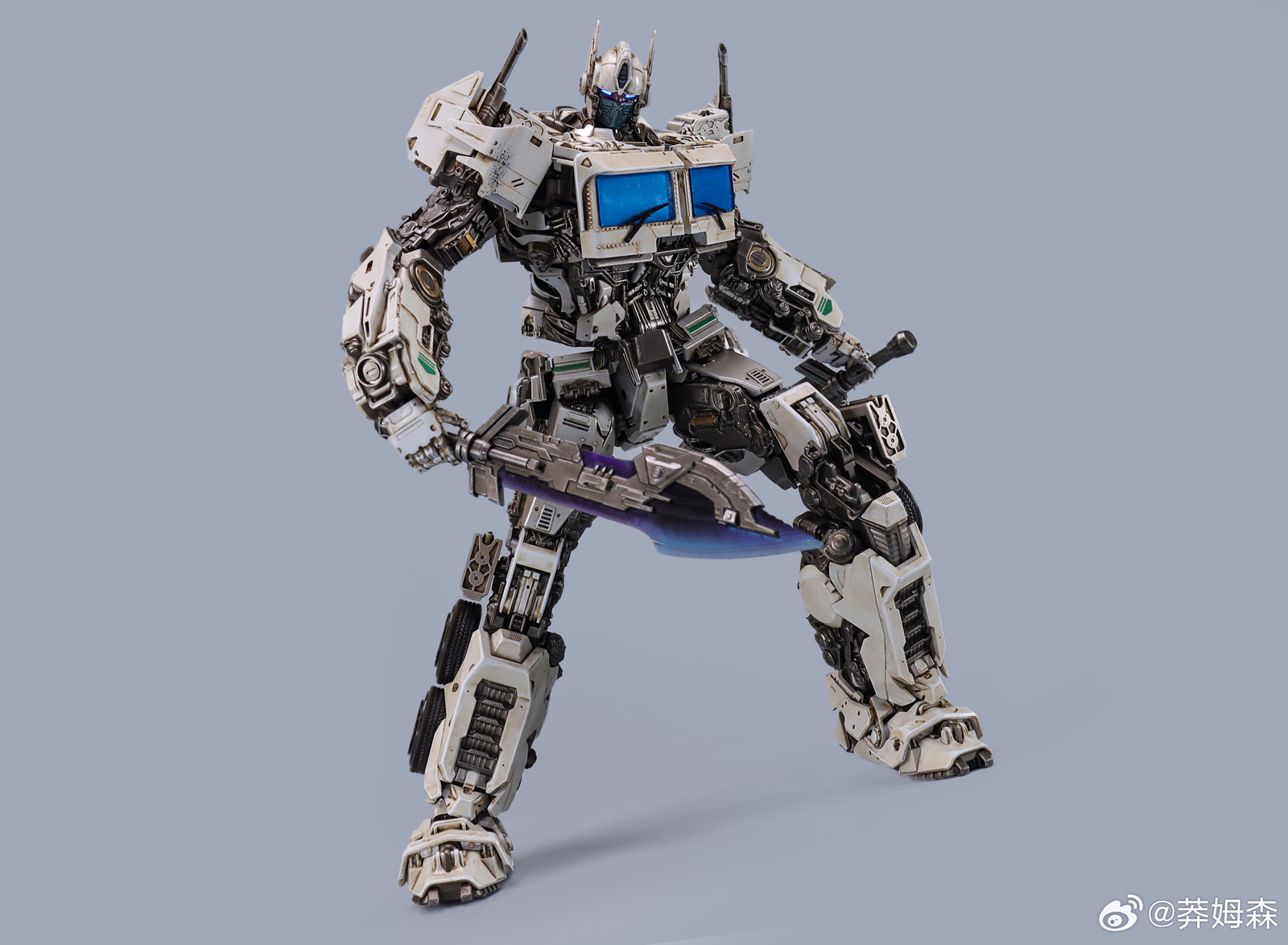 In Stock New Magnificent Mecha MM-01W OptimusPrime Repaint Ver. Die-cast Figure