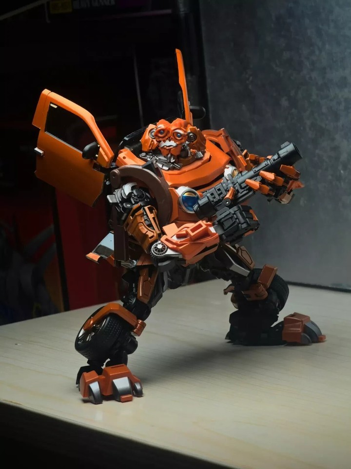 New Unique toys UT-R07 UT R07 Dumber Trax Alloy Action Figure 12cm in stock