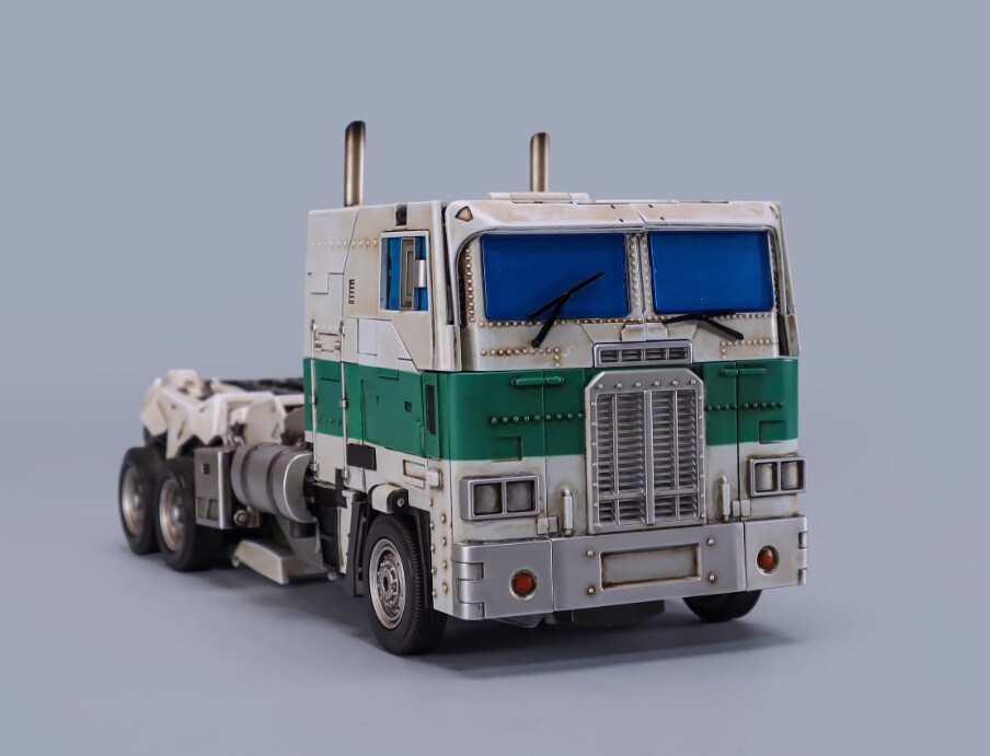 In Stock New Magnificent Mecha MM-01W OptimusPrime Repaint Ver. Die-cast Figure