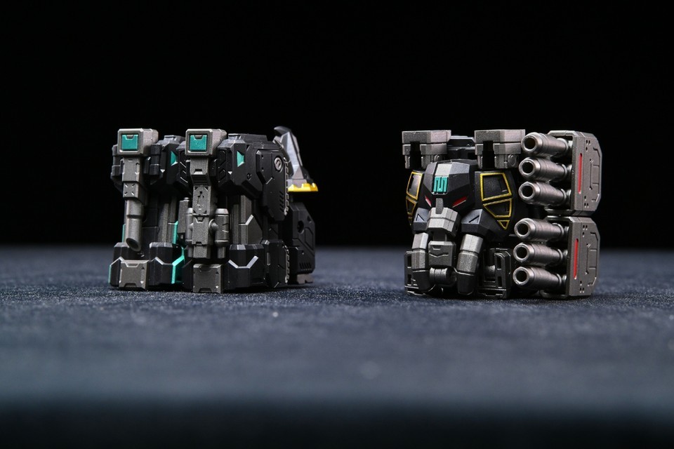 IN STOCK Lucky Cat Micro Cosmos MC-03B mini Beast Lord Meagzord Black set of 5
