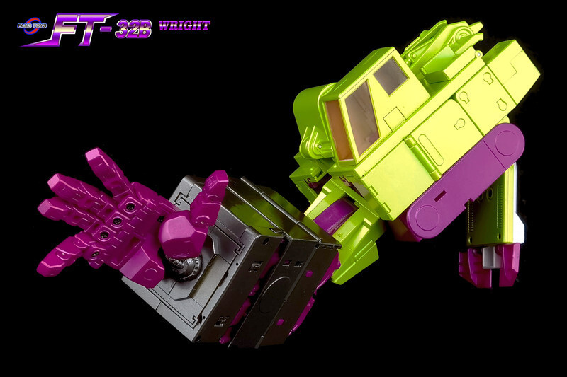 In Stock New FansToys FT-32B Wright Scavenger Devastator Transform Action Figure