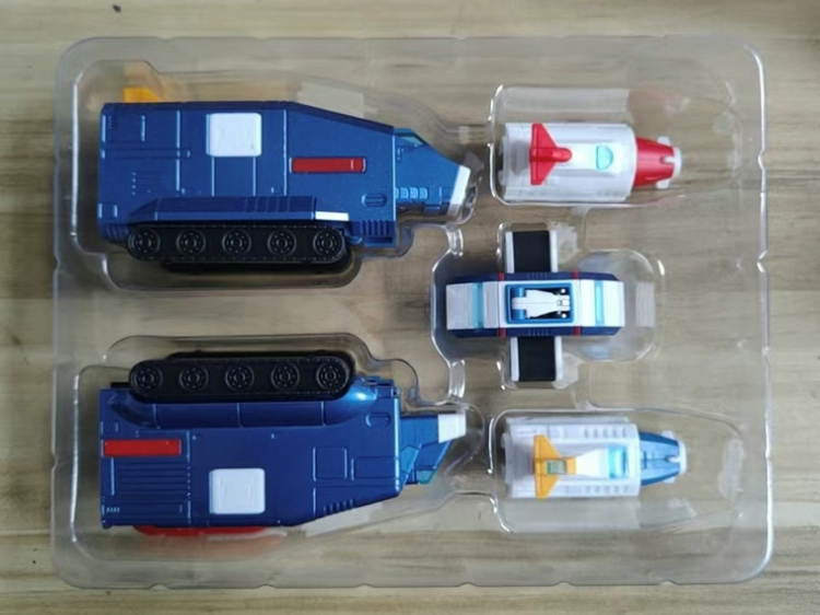New FJ Voltron Vehicle Force 15 Form-fitting Airplane Transforms Figure Toy