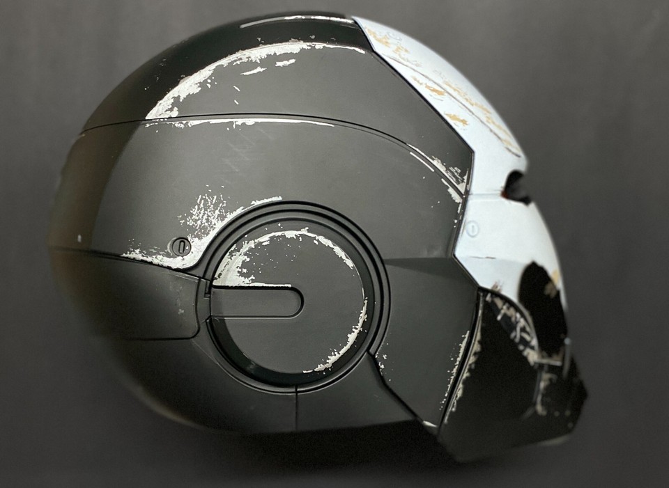 New Hasbro Pulse Marvel Legends Gamerverse Series The Punisher Electronic Helmet