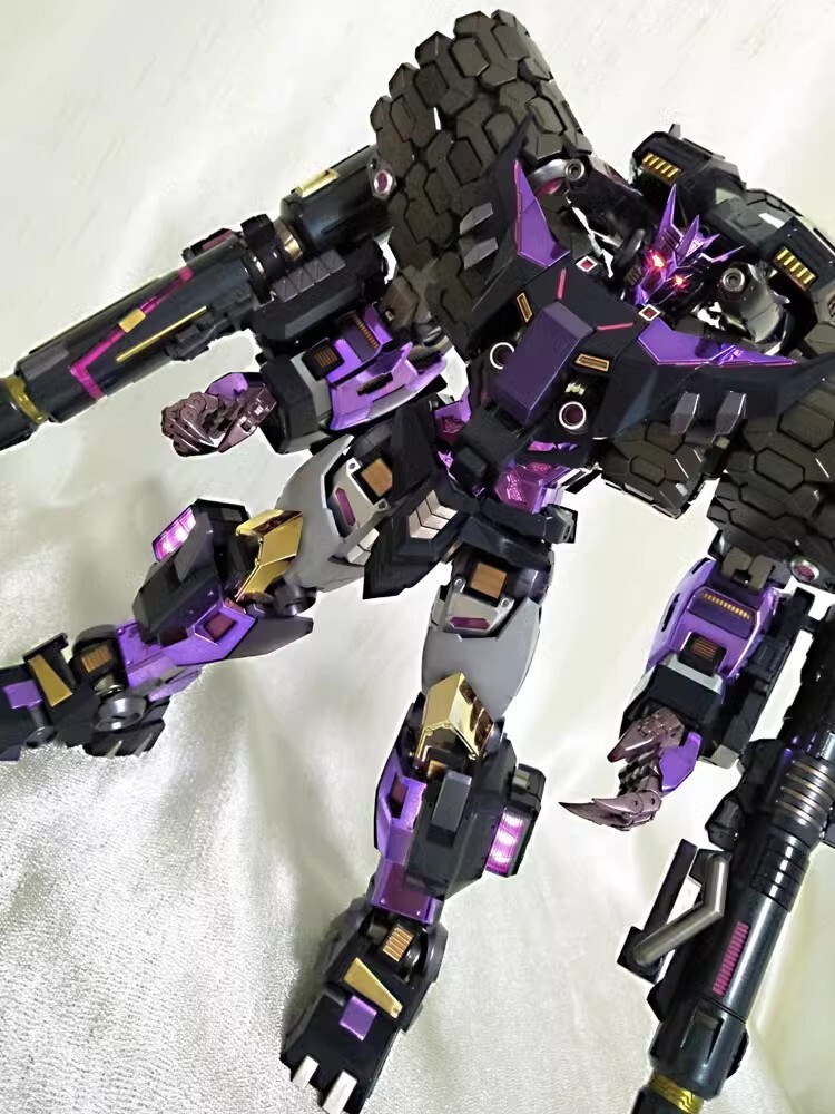 In Stock New Metal Club MuscleBear QS02 DJD Tarn Electroplated Ver Action Figure