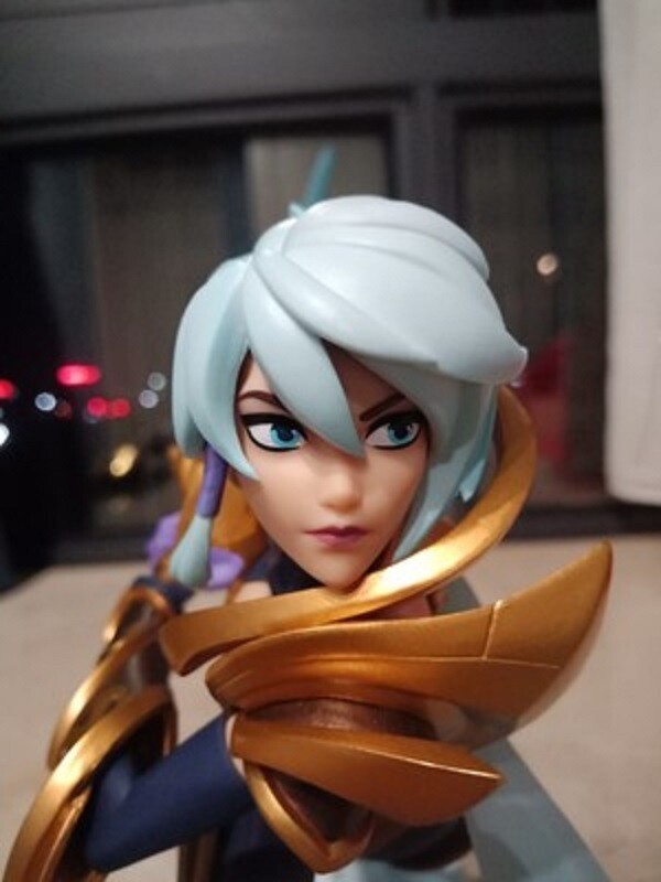 Official League of Legends Riven the Exile Collectibles Figure In Stock