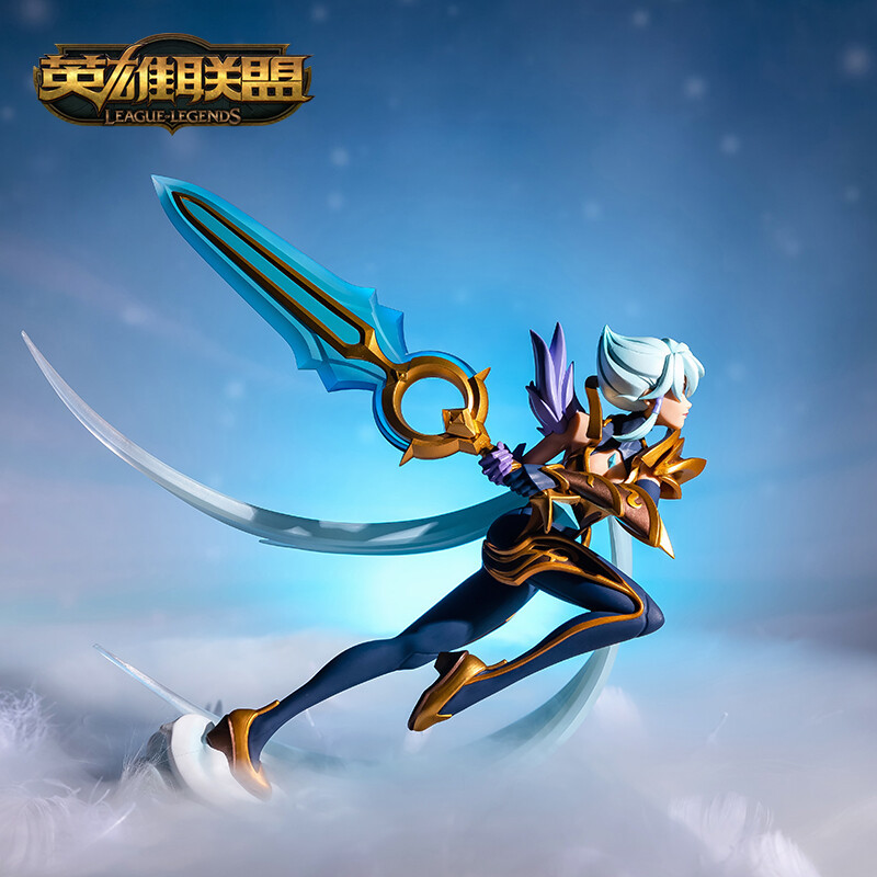 Official League of Legends Riven the Exile Collectibles Figure In Stock