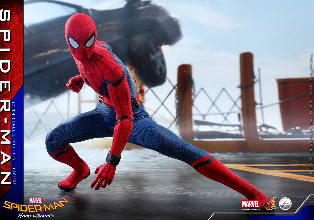 New Hot Toys 1/4 QS015 Spider-Man:Hom<wbr/>ecoming Spider-Man (Deluxe Ver.) In Stock