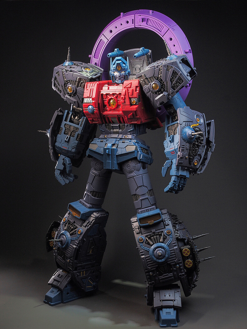 Ready! New 01-Studio Primus the Creator Seed Action Figure Transformable Toy
