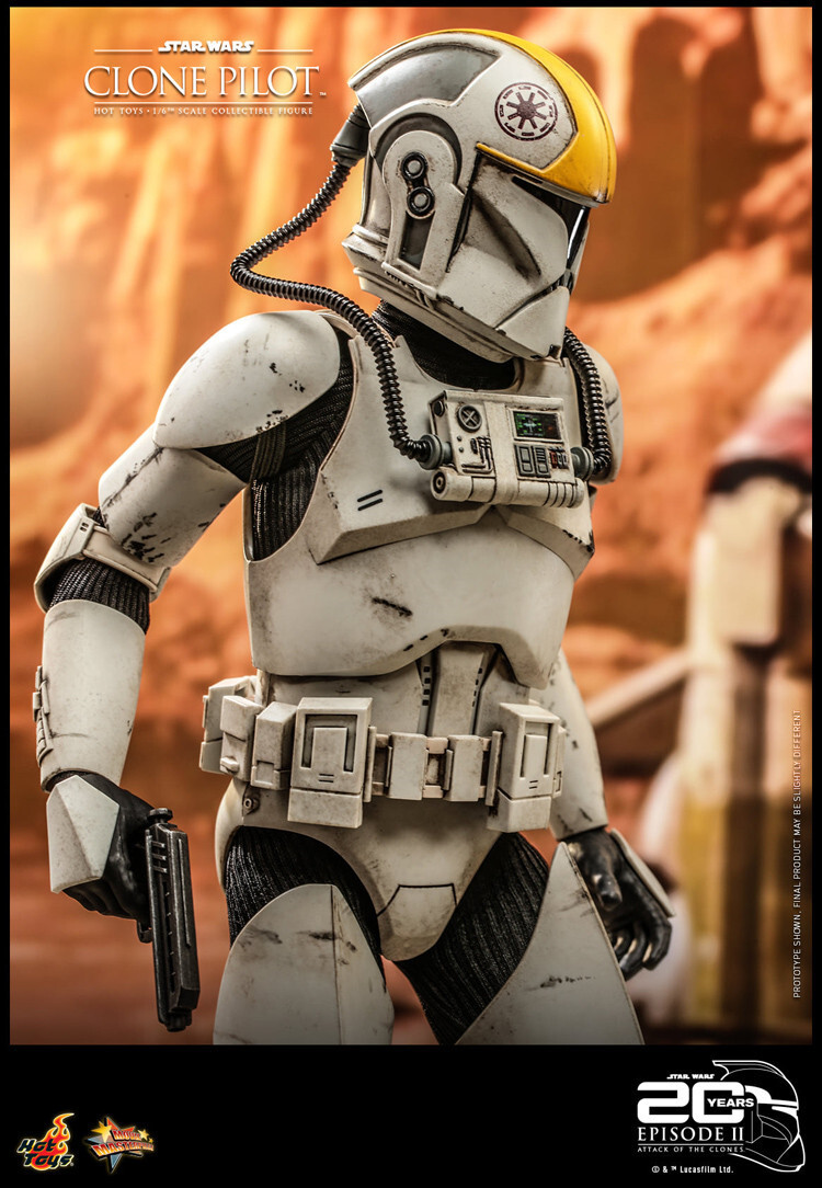 New Hot Toys MMS648 STAR WARS II: ATTACK OF THE CLONES 1/6 CLONE PILOT In Stock