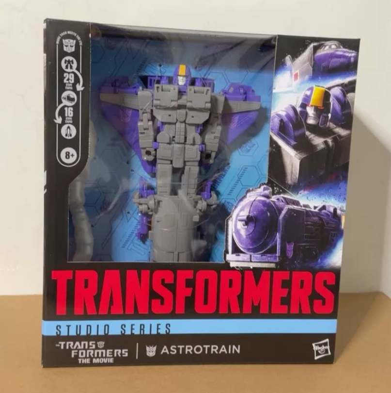 In Stock New Hasbro Transformers SS86 Leader Class Astrotrain Action Figure