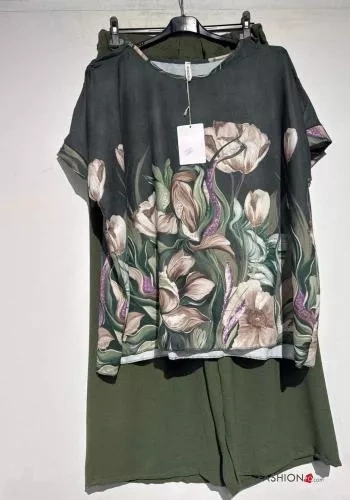 Black Plus Size Floral Print Ricrac Striped Trim Short Sleeve Cotton Blouse