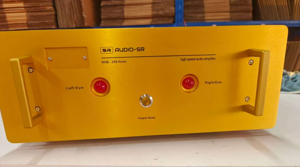 Black Widow DarTZeel NHB-268 three NO Feedback Fully Balanced Post Amplifier :260W RMS,8Ω, 420W RMS,4Ω
