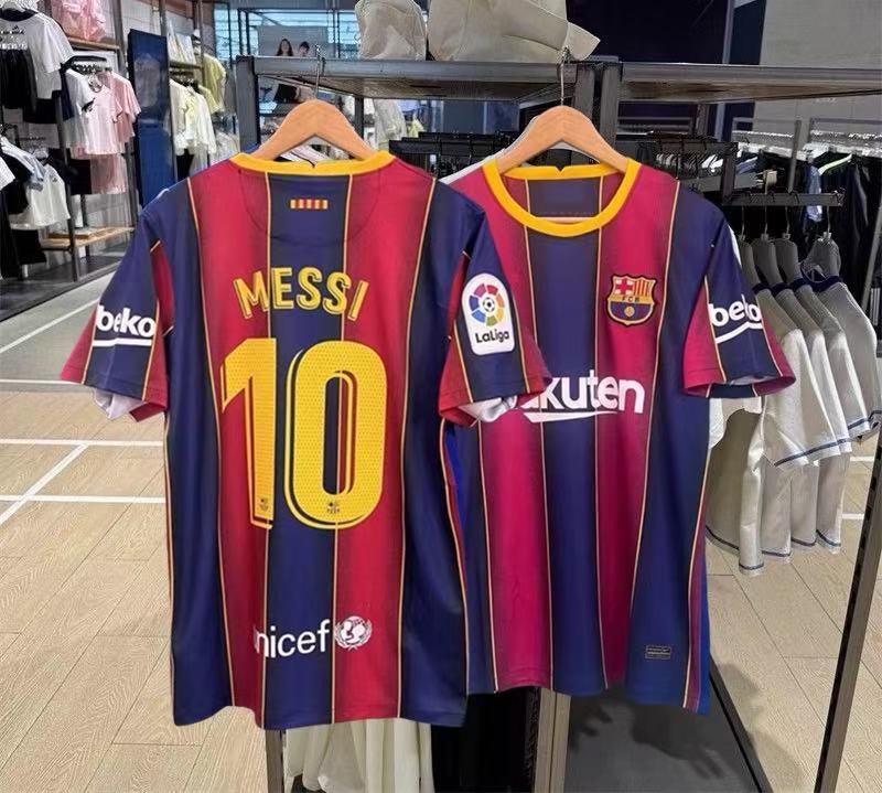 20/21 Barcelona home jersey 10