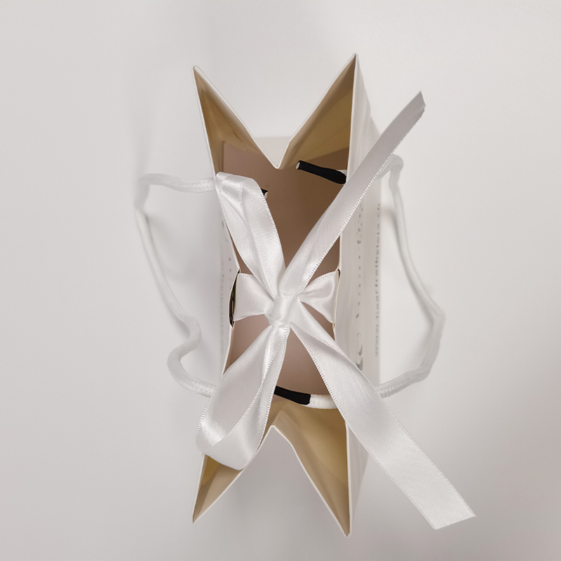 Custom logo white paper shopping bag