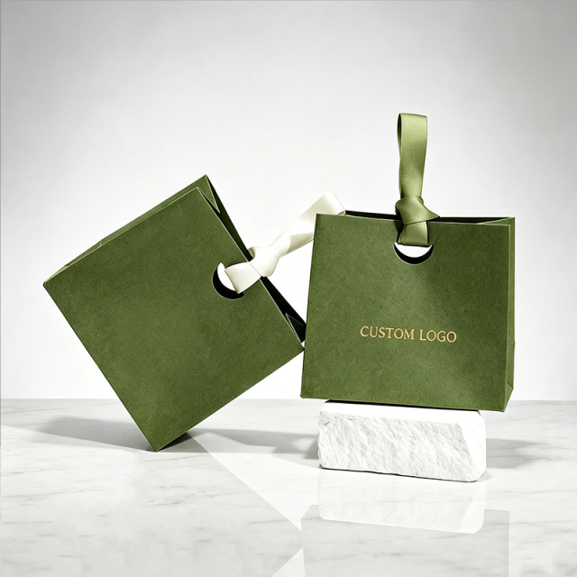 Custom Logo Luxury Gift Paper Bag,YI YUAN,Custom Logo Luxury Gift Paper Bag