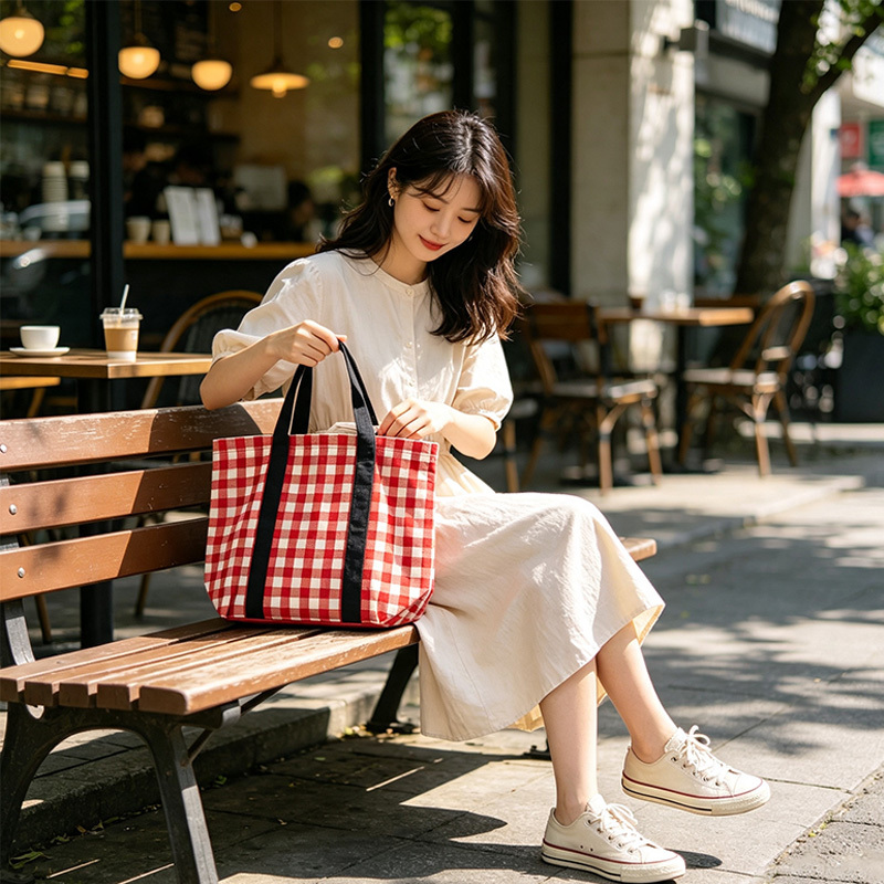 reusable shopping tote