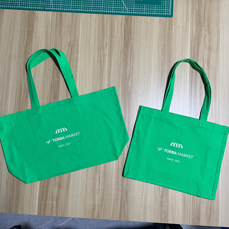 Green custom printed canvas tote shopping bag