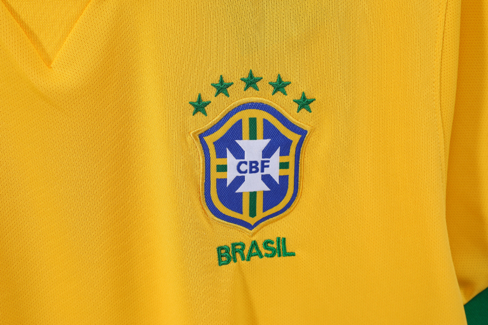 2013 Brazil Home Retro Jersey (8A Quality)