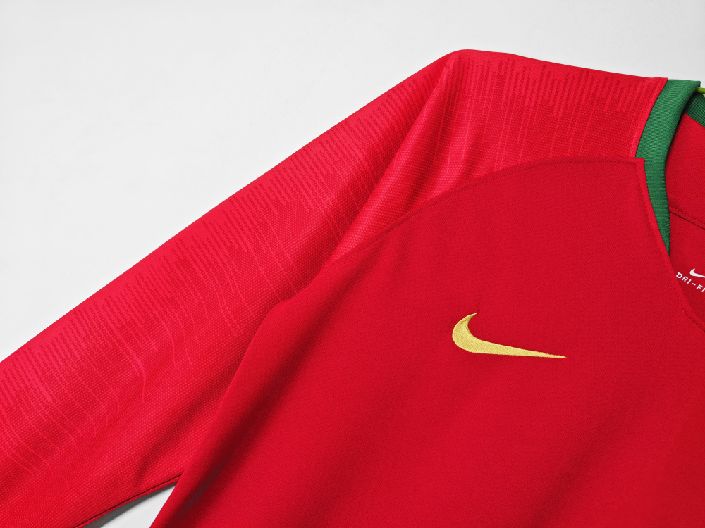 Vintage World Cup 2018 Portugal Home Long Sleeve Retro Jersey – 3B Grade Premium Edition