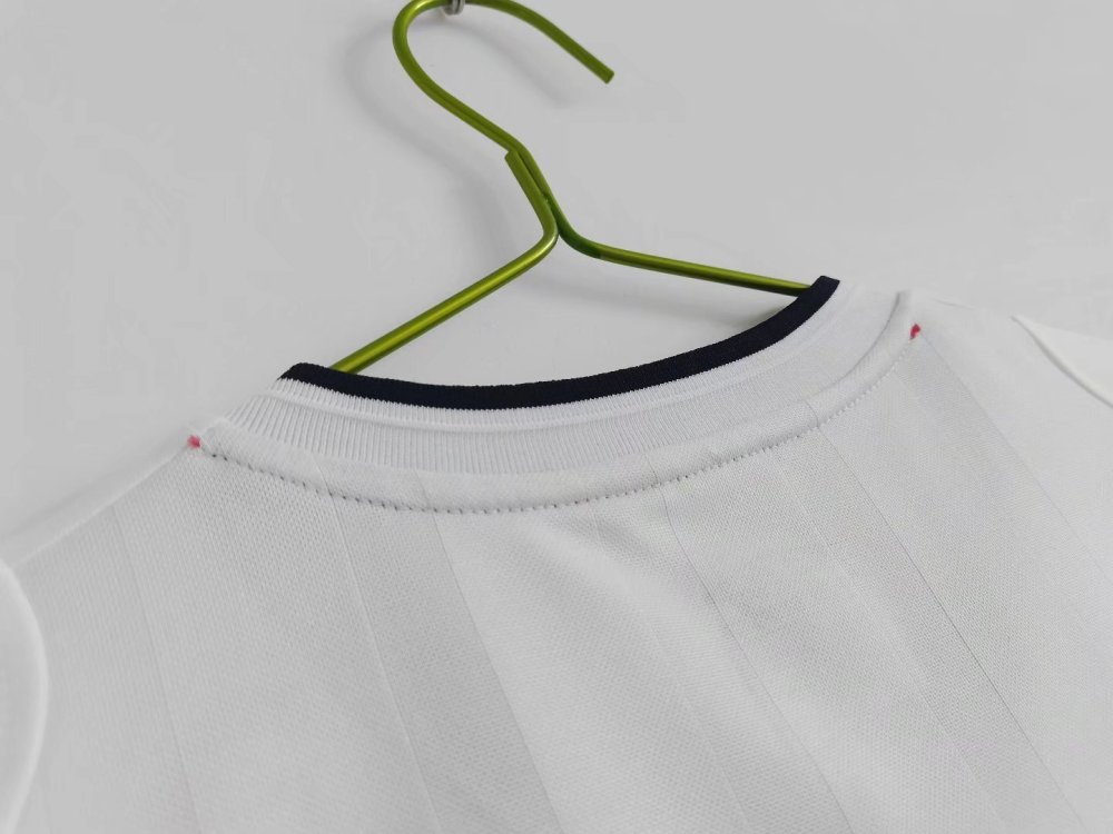 Vintage World Cup 2002 England Home "Red Stripe" Retro Jersey – 5A Grade Edition