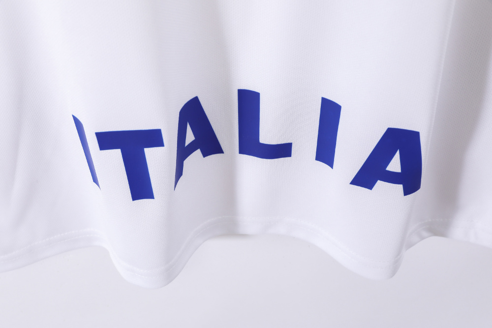 Vintage Euro 1996 Italy Away "Azzurri" Retro Jersey – 8A Grade Premium Edition