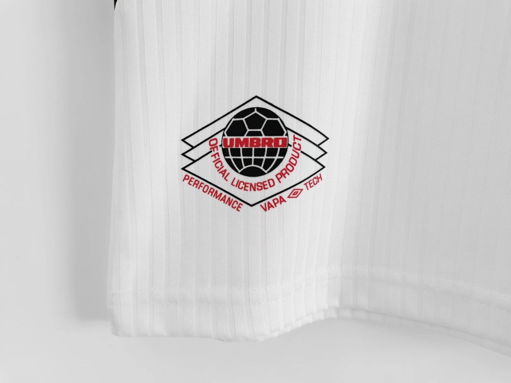 Vintage World Cup 1998 England "Three Lions" Home Retro Jersey – 5A Grade Edition