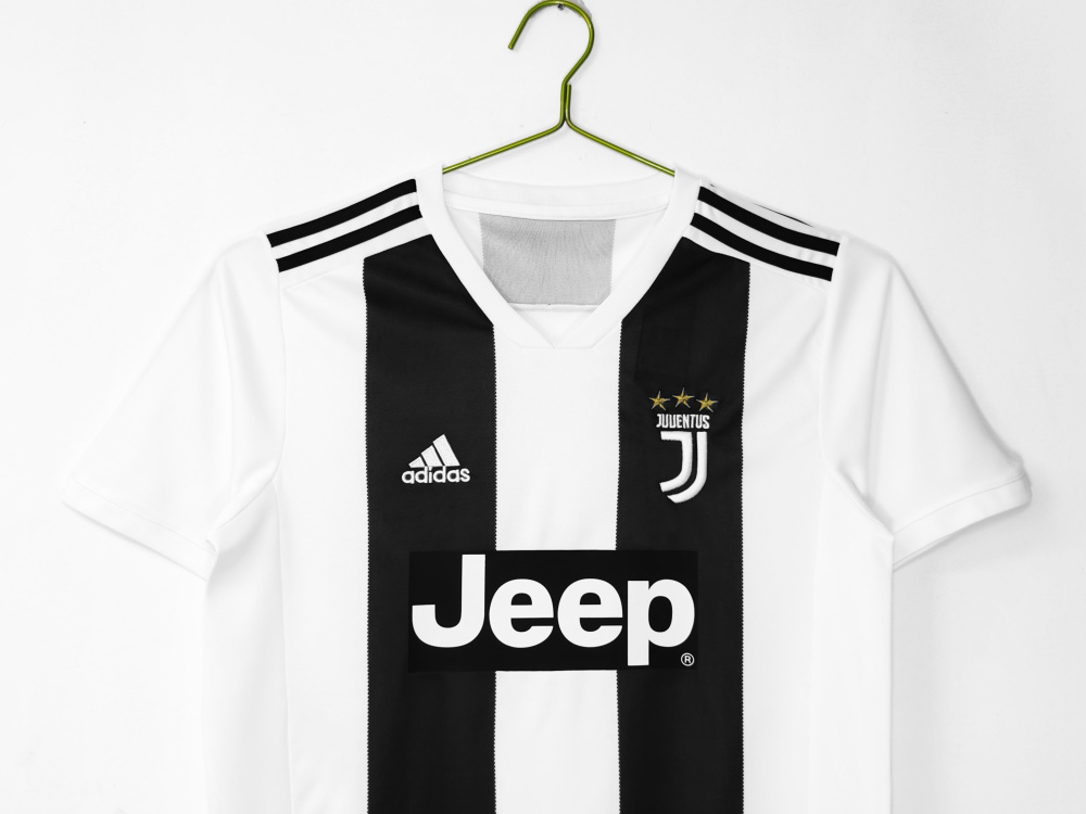 Vintage 2018/19 Juventus Home "CR7 Debut Season" Retro Jersey – 5A Grade Edition
