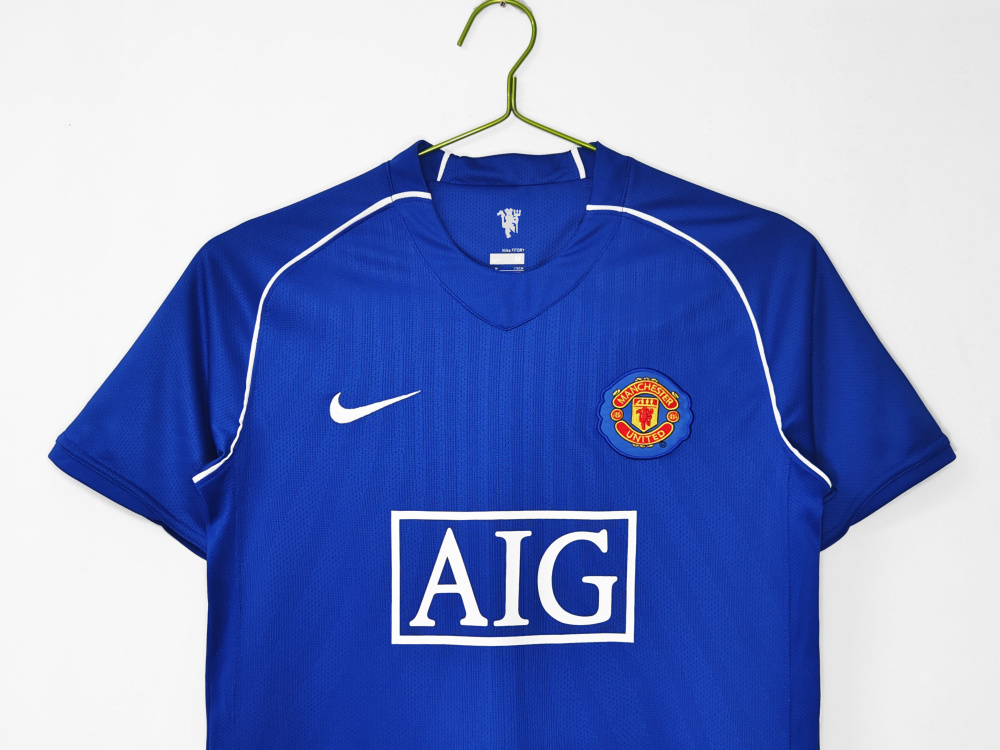 Vintage 2007/08 Manchester United GK Shirt – Royal Blue – 5A Grade Edition