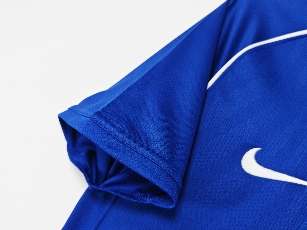 Vintage 2007/08 Manchester United GK Shirt – Royal Blue – 5A Grade Edition