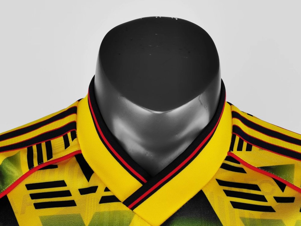 Vintage 1991/93 Arsenal Away "Bruised Banana" Retro Jersey – 8A Grade Edition
