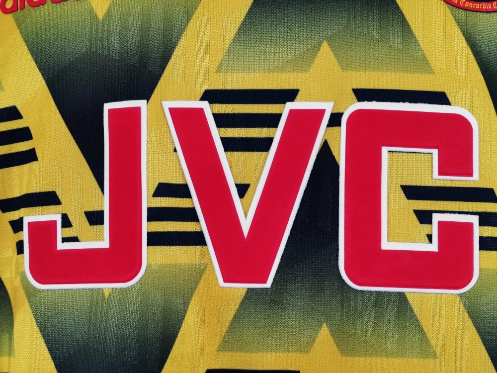 Vintage 1991/93 Arsenal Away "Bruised Banana" Retro Jersey – 8A Grade Edition