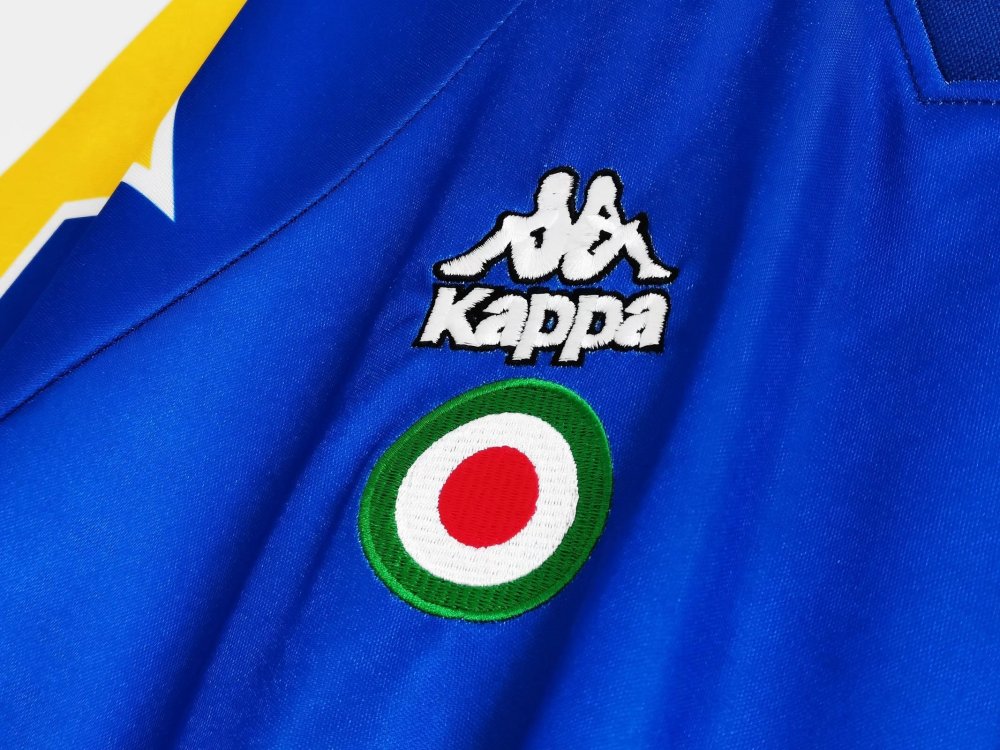 Vintage 1995/96 Juventus Away "Champions League Winners" Blue Jersey – 5A Grade Edition
