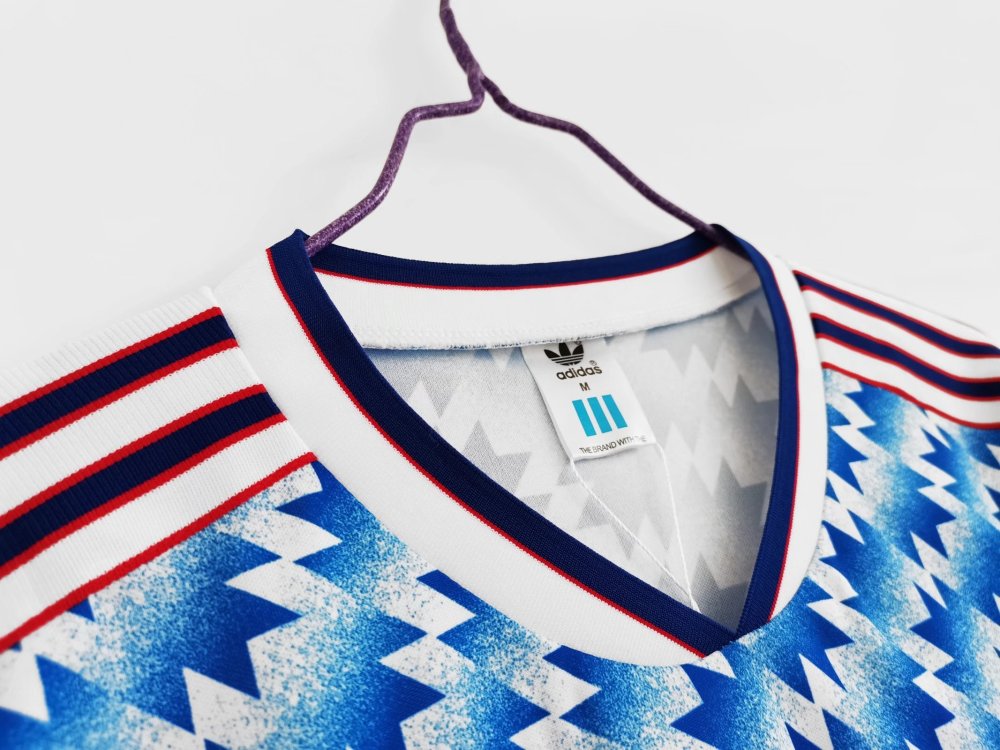 Vintage 1990/92 Manchester United Away "Aztec/Snowflake" Jersey – 0A Grade Edition