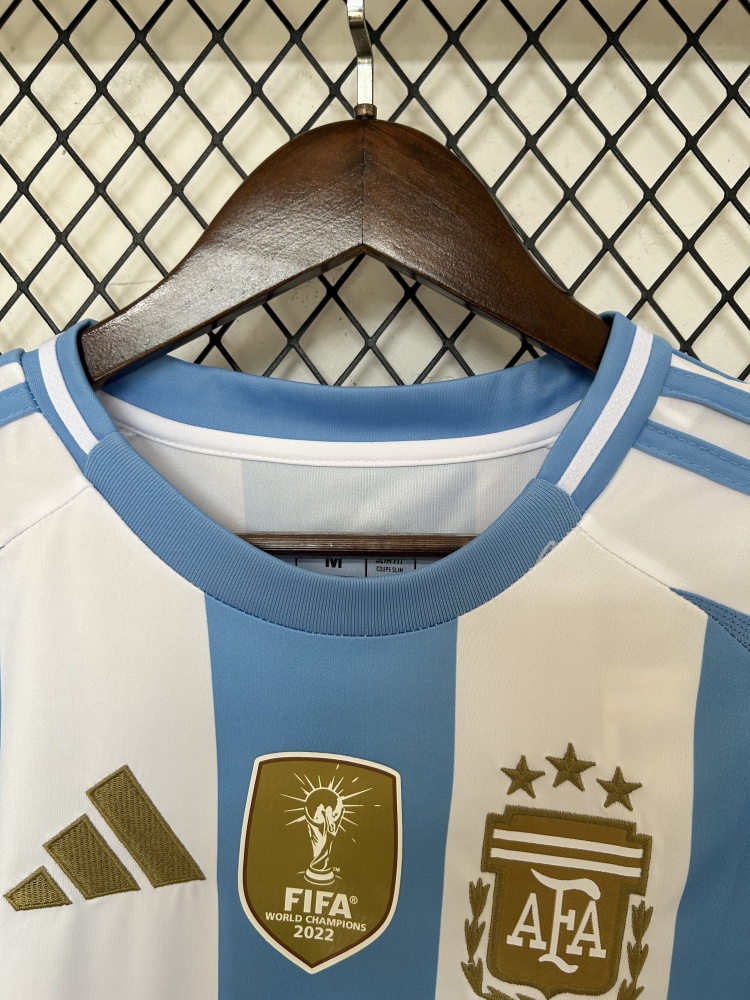 New 2024/25 Argentina Home Kit | Sizes S to 2XL | FIFA World Champions Gold Patch Included