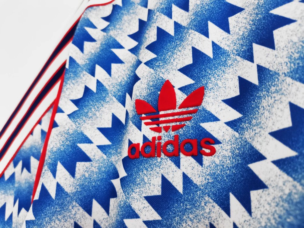 Vintage 1990/92 Manchester United Away "Aztec/Snowflake" Jersey – 0A Grade Edition