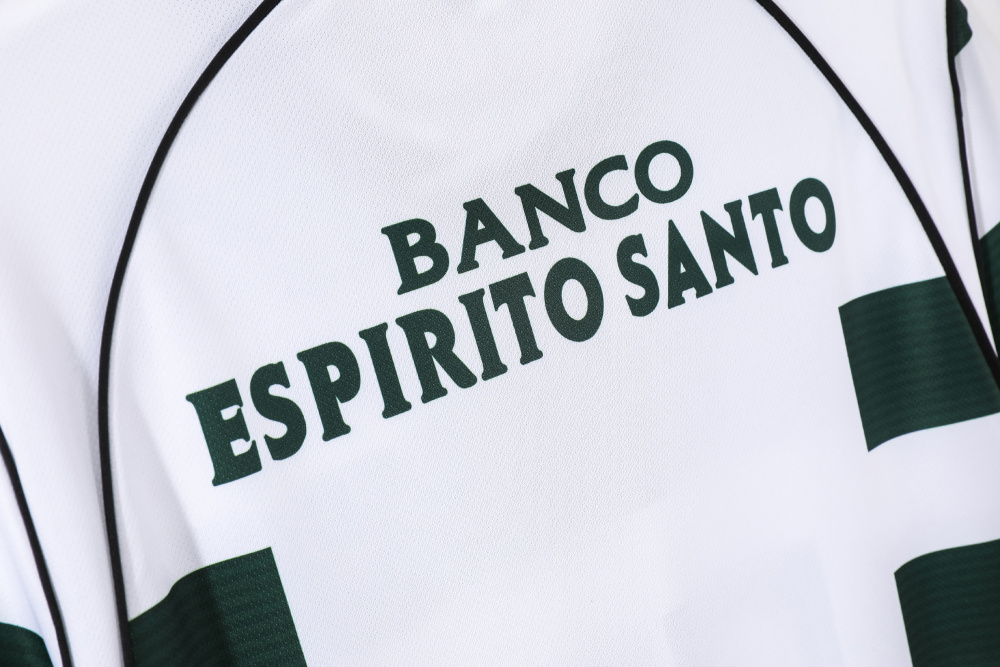 Vintage 2001/03 Sporting CP Lisbon Home "Cristiano Ronaldo Debut" Jersey – 5A Grade Edition