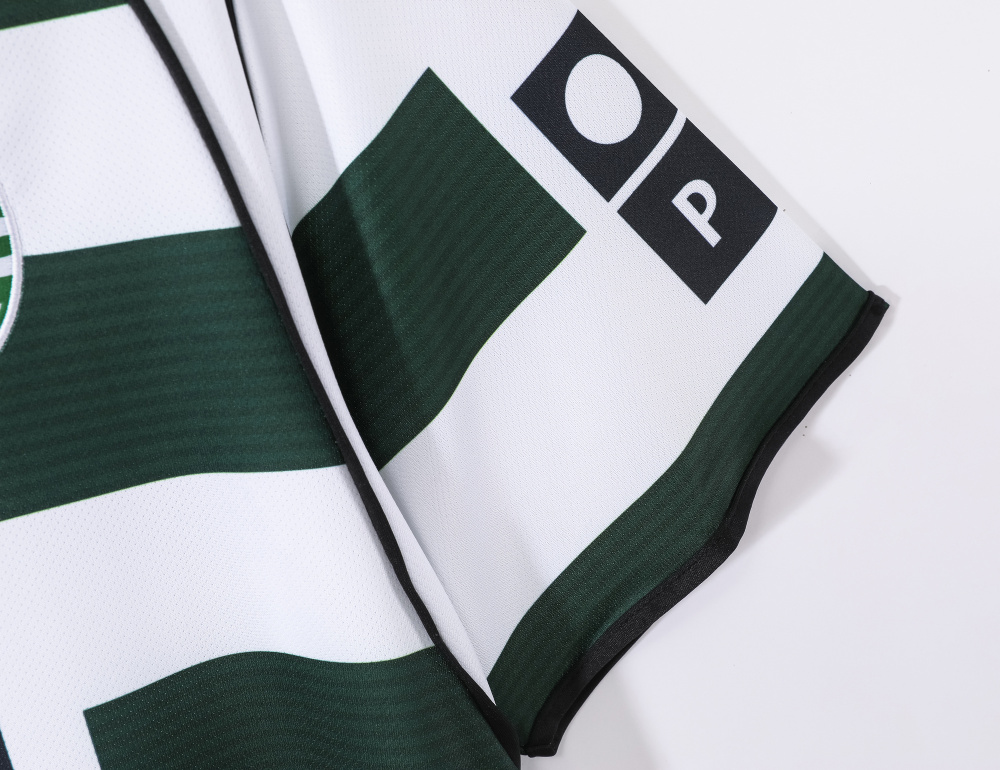 Vintage 2001/03 Sporting CP Lisbon Home "Cristiano Ronaldo Debut" Jersey – 5A Grade Edition