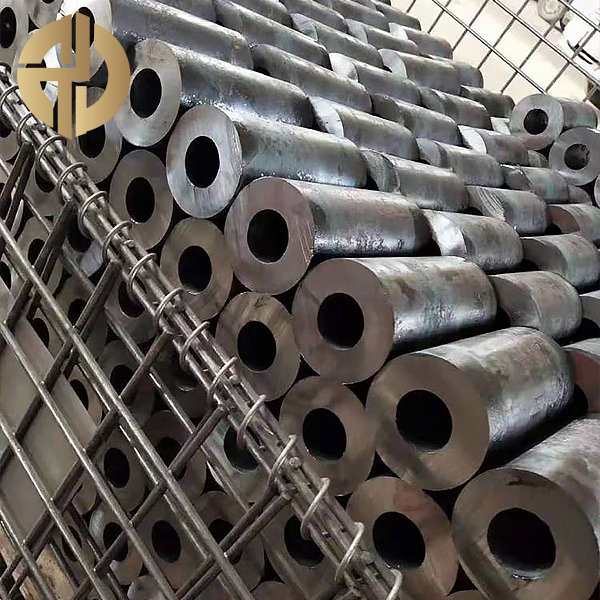 أنابيب غير ملحومة ذات جدران سميكة لتطبيقات القوالب