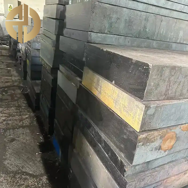 Thép tấm dày dùng trong gia công nóng