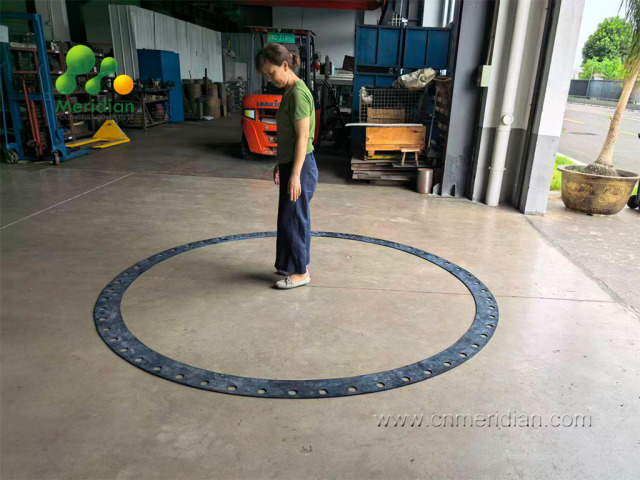 Large-Diameter Rubber Gaskets – Segmented Step-Vulcanization